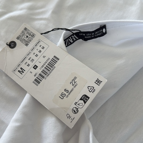 New Zara white scoop neck white knit top. Size m - Picture 3 of 3